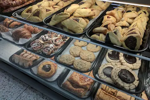 Velvet Rose Bakery photo 1
